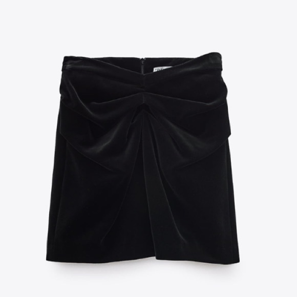 NWT Zara Black Velvet Draped Mini Skirt - Picture 3 of 9